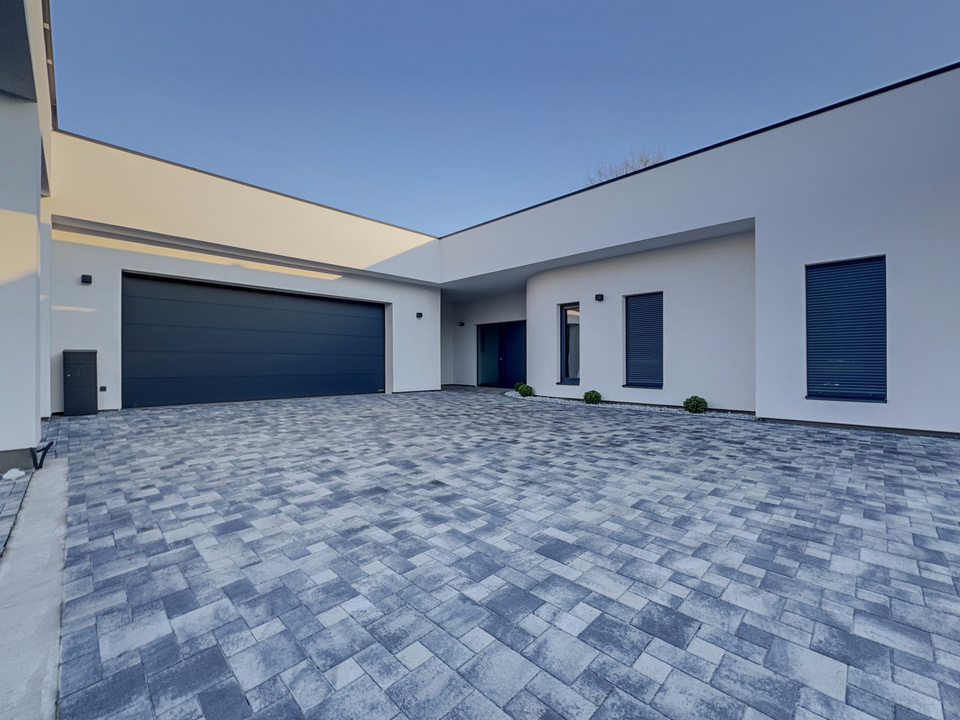 Maison neuve 2025   Plain-pied passif, 3 chambres, double garage